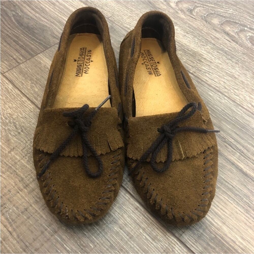 Minnetonka brown Moccasin Fringe Slip-on shoes